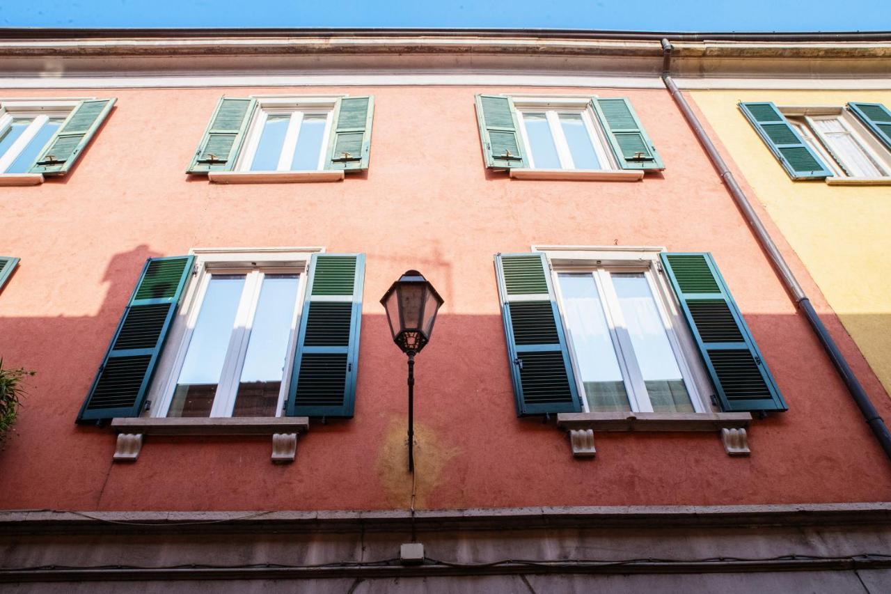 Casa Paola - Downtown Cernobbioアパートメント エクステリア 写真